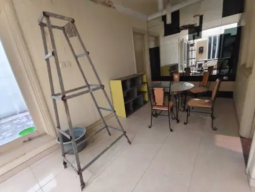 Просторий будинок з 3+1 спальнями у Wisata Bukit Mas