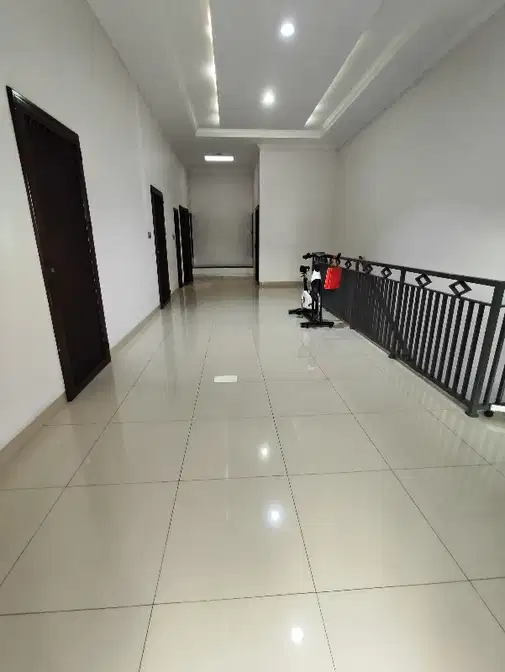 Modern 5-Bedroom House with Balcony in Secure Cluster