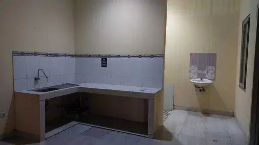 7-Bedroom House in Kelapa Gading with Multiple Features