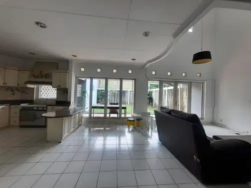 Modern Two-Story House Near International Schools and Mosque
