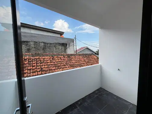 Classic Modern House in Jagakarsa, Jakarta Selatan