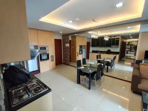 Thamrin Residence пәтері - стратегиялық орналасқан 3 бөлмелі пәтер