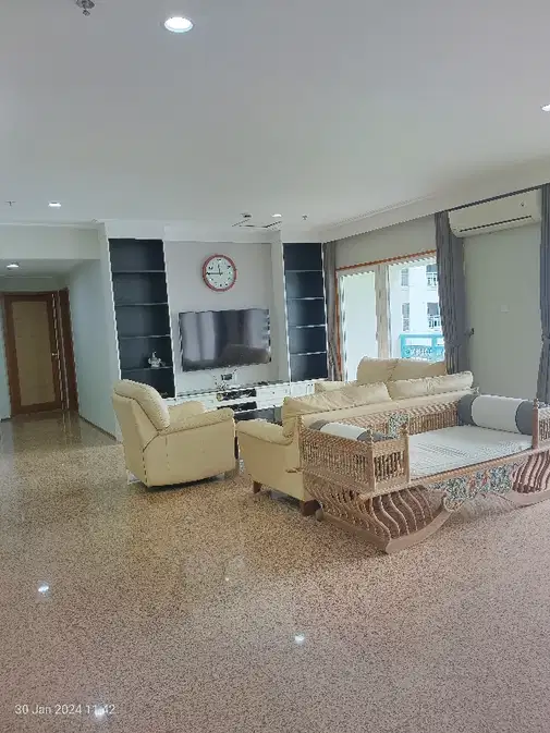 Кең 4 бөлмелі пәтер, Pavilliun, Орталық Джакарта