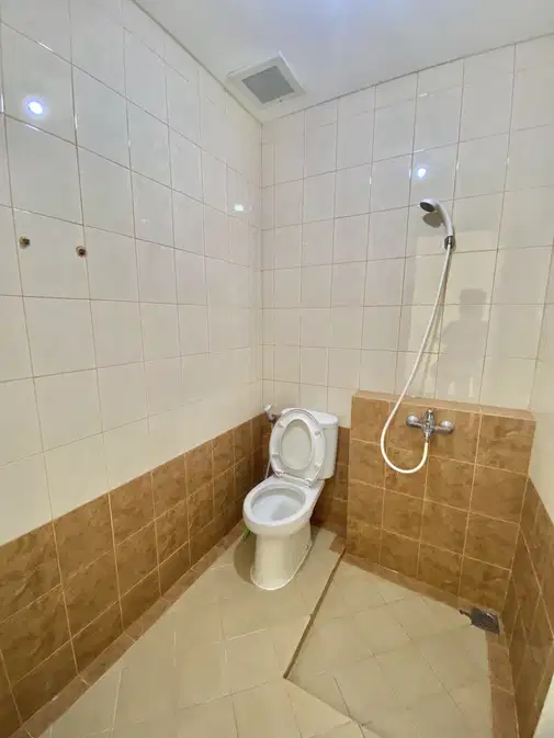 2-Bedroom Property with Spacious Rooms and Tiled Flooring