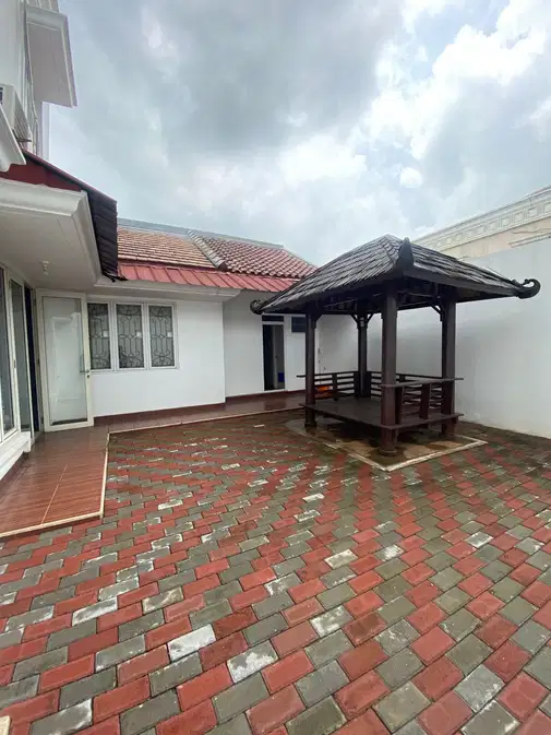 Luxurious Villa in Strategic Lippo Cikarang Location