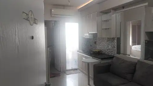 2BR Furnished Apartment with Hot Water, Utilities Included
