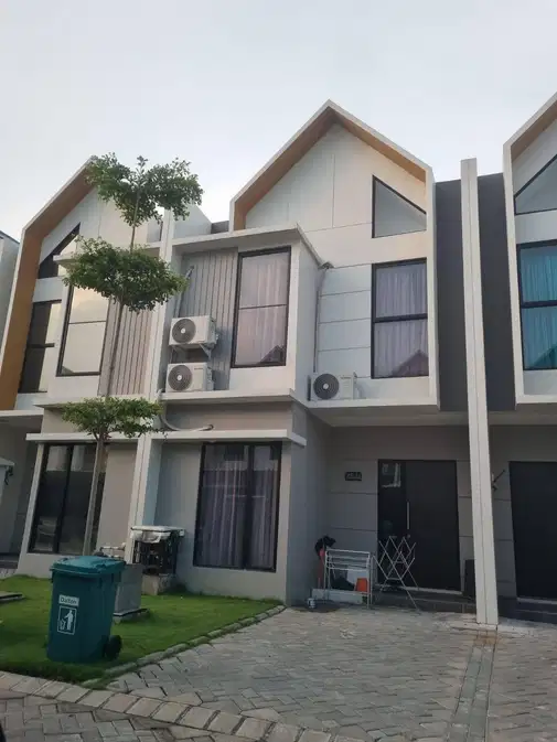Eastern Park Regency Rental Property