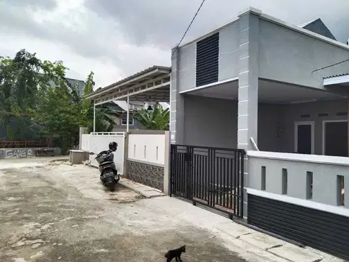 Modern 2-Bedroom House in Pondok Ungu Permai
