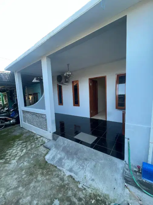 Sindu Kusuma Edupark және UGM кампусына жақын стратегиялық 2 бөлмелі үй