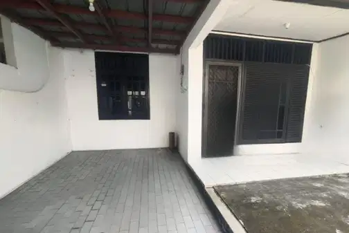 Spacious 3-Bedroom House in Taman Buaran Indah, Klender