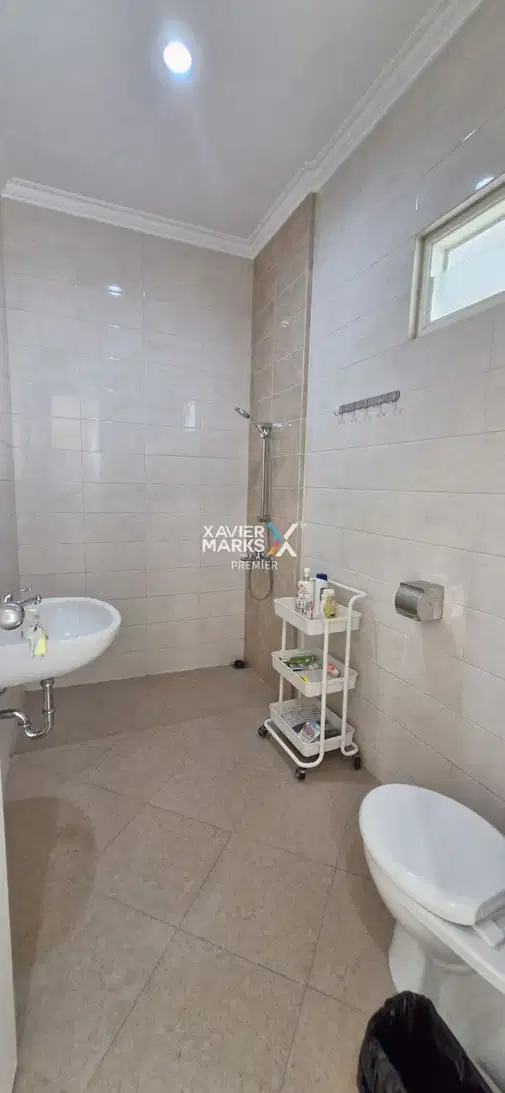 Minimalist Modern Fully Furnished House at Villa Puncak Tidar, Malang