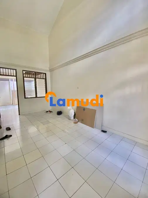 1-story house for rent in Sector 6 Gading Serpong