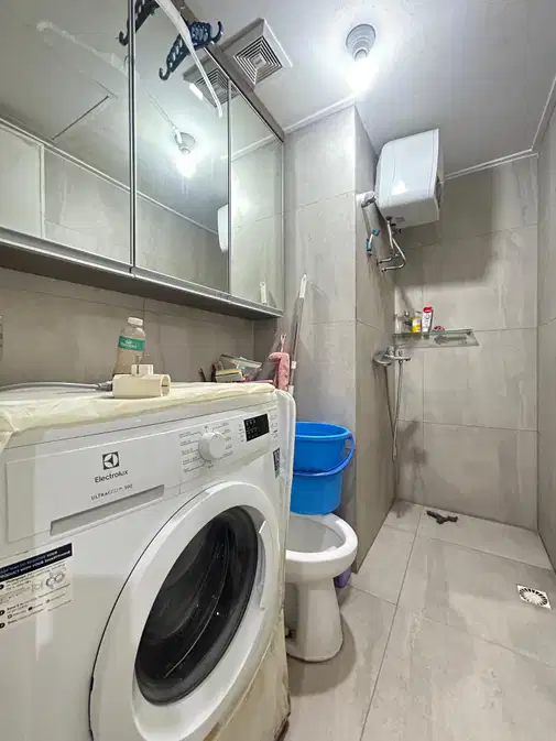 Greenbay Apartemen 2 Bedroom Fully Furnished with Pool View