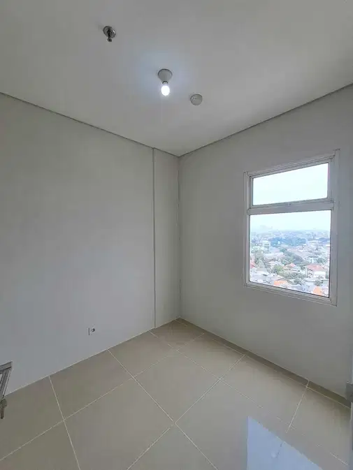 2BR Hook Unfurnished Apartment at Madison Park Podomoro City
