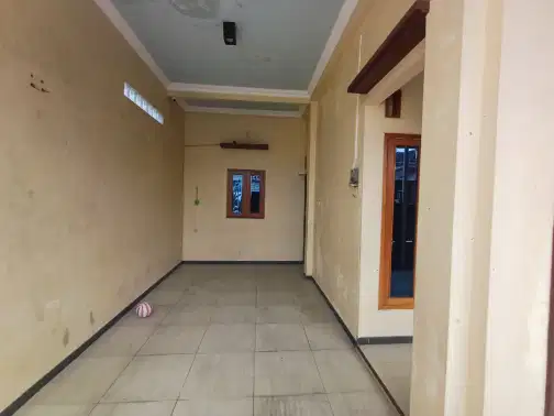 Семаранг шетіндегі қолжетімді жалға алынатын үй, көптеген ыңғайлылықтармен