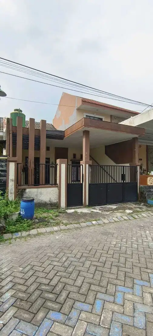 Move-in ready house near Bukit Palma, Western Village