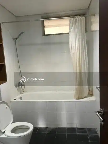 Casa Royale Cipete - Толық жабдықталған кең 4-бөлмелі үй
