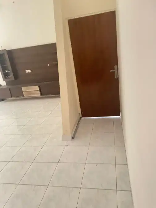 Quiet Residential Complex House Rental