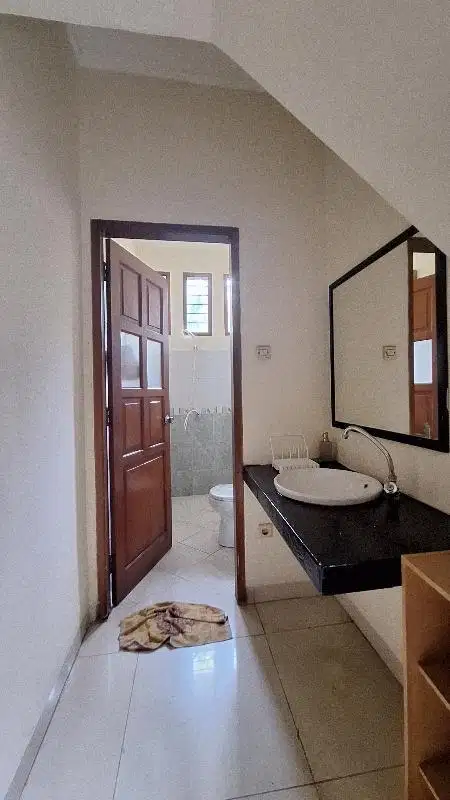 Fully Furnished House in Bintaro Jaya Sector 9