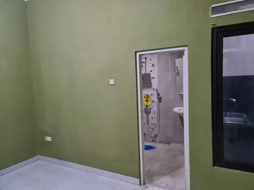 Көптеген ыңғайлылықтары бар тұрғын үй аймағындағы ыңғайлы үй