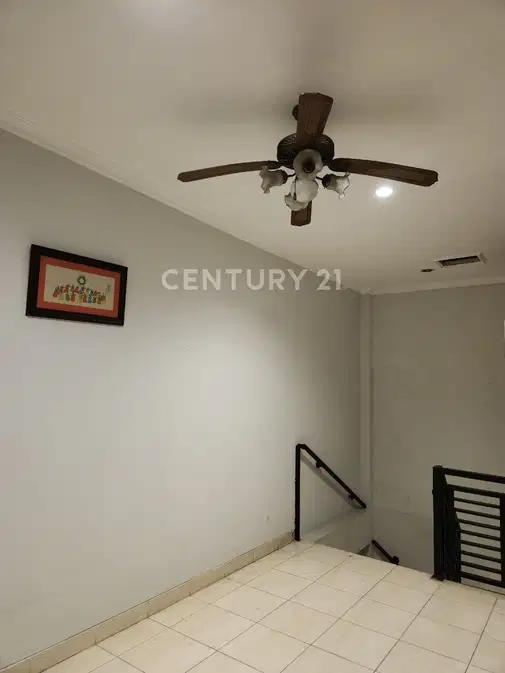 House near Kelapa Gading Mall - Fully Furnished 3 Bedrooms