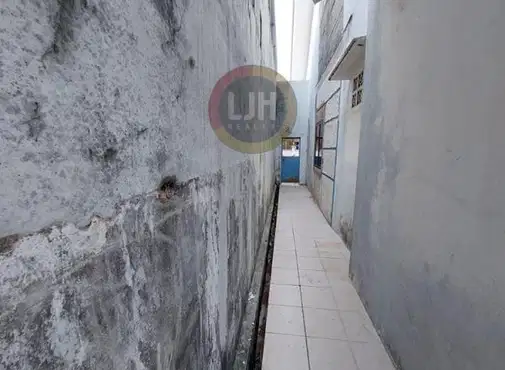 Strategically Located House in Greenland, Batam Centre