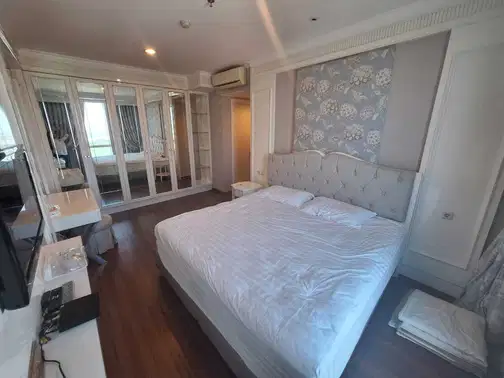 Spacious 3-Bedroom Apartment at Superblock Ciputra World, Surabaya