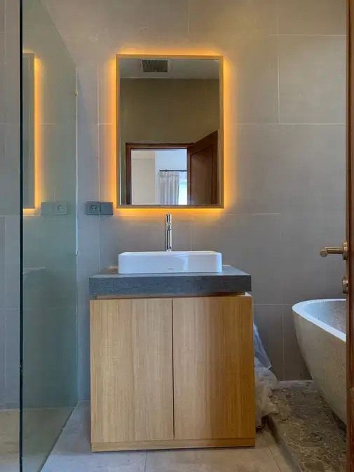 3-Bedroom Villa in Jimbaran - Strategic Location Near Key Amenities