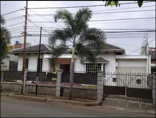 Spacious 4-Bedroom House in Cipinang Indah, East Jakarta