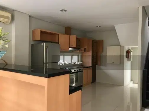 Casa Royale Cipete - Толық жабдықталған кең 4-бөлмелі үй