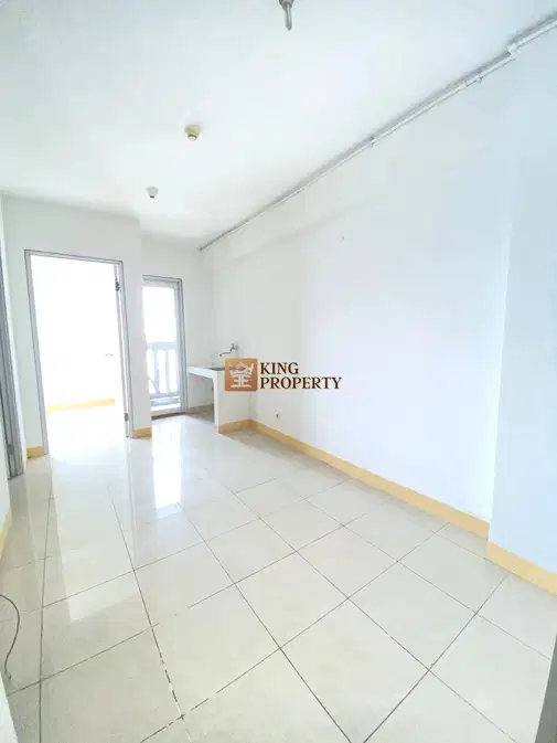Green Bay Pluit Coastview Apartment - Strategic Location, Pool View