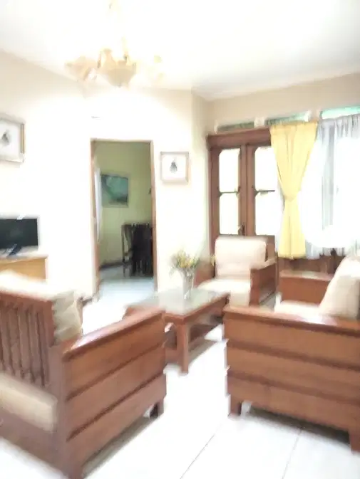 Spacious 3-Bedroom House in Dago Asri, Near ITB and Unikom