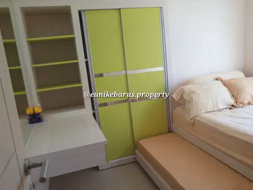 Educity Tower Yale Apartment - Comfortable and Strategic Location