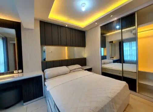 2-Bedroom Apartment with Golf View, Modern Design