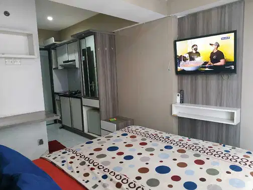Comfortable Apartment near Cihampelas Shopping Area and Universities