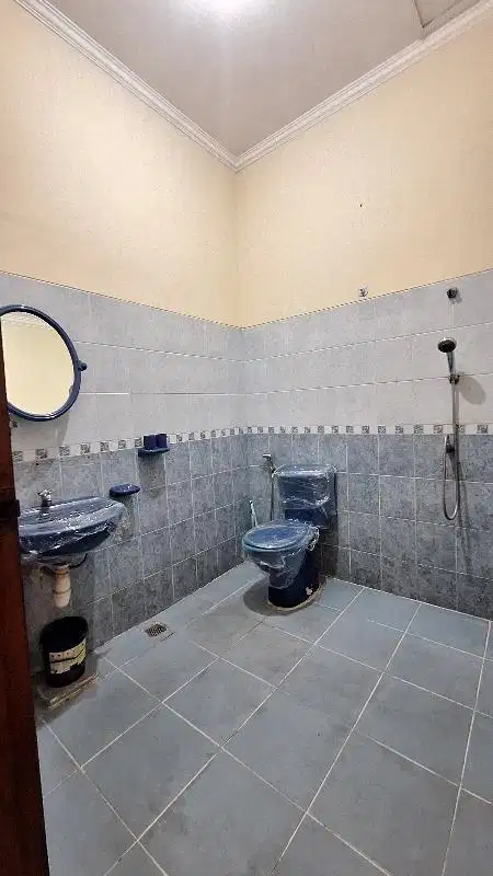 Bintaro Jaya 9-секторындағы толық жабдықталған үй