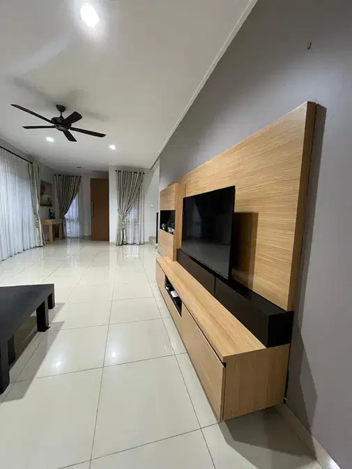 Modern House Near Industrial Areas in Lippo Cikarang