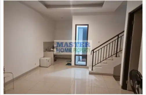 Spacious Property near Multiple Toll Access and Amenities