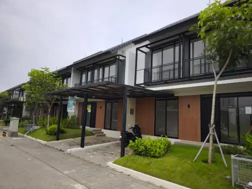 Ready-to-move-in residential property in a green, secure township