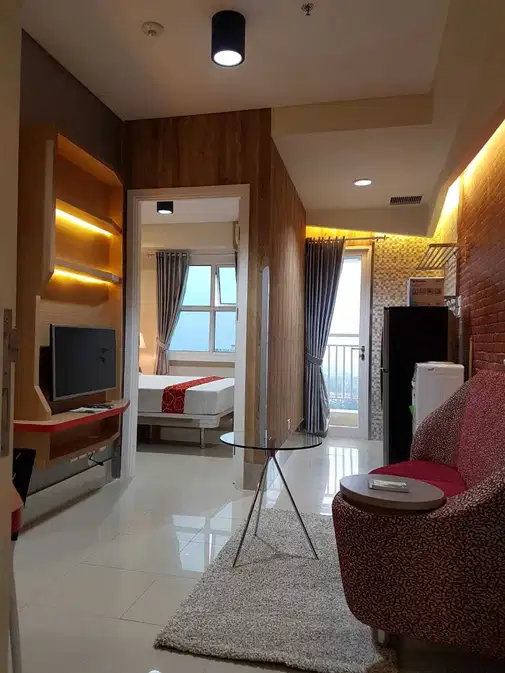 Furnished 1-Bedroom Apartment with Pool View on 8th Floor