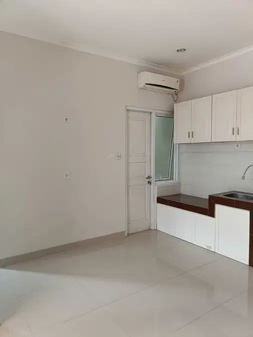 3+1 Bedroom Property with Modern Interior and Multiple Amenities