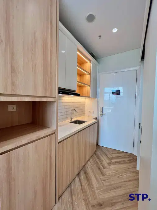 Studio Apartment at Vertu Ciputra World