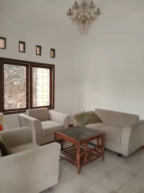 3-Bedroom House in West Jakarta with Parking and Garden