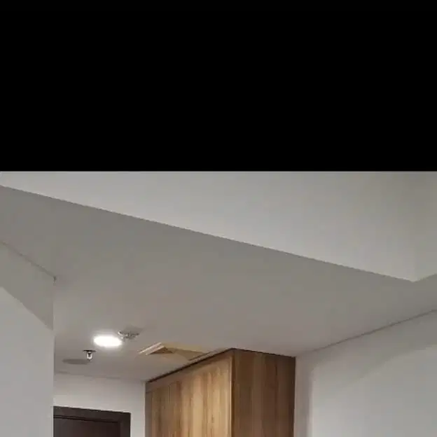Furnished Pacific Garden Apartment with Pool View