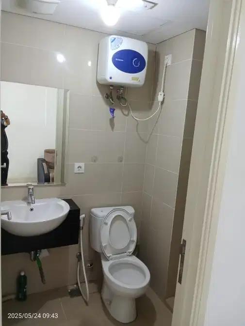 1 Bedroom Madison Park Apartment - Unfurnished, Clean, Ready to Move In
