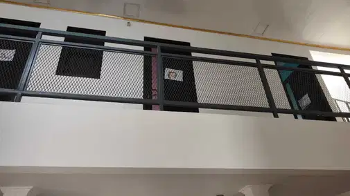 Современный 3-этажный дом с террасой на крыше в Kavling UI Barat, Депок