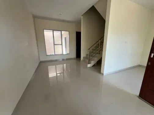 Townhouse near Pasir Putih Market, Mondial School, International Port