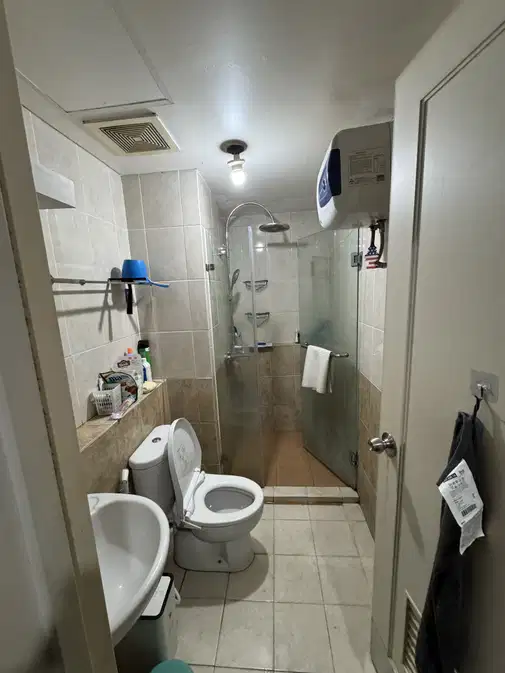 2BR Fully Furnished Apartment with Pool View at Silkwood (Oak Tower)