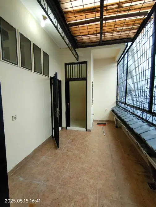 Strategically Located Property near Shopping Centers