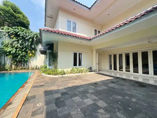 LXMMT 0122 For Rent Full Furnished House with Pool in Menteng Jakarta